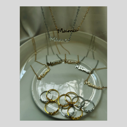 Mama Necklace