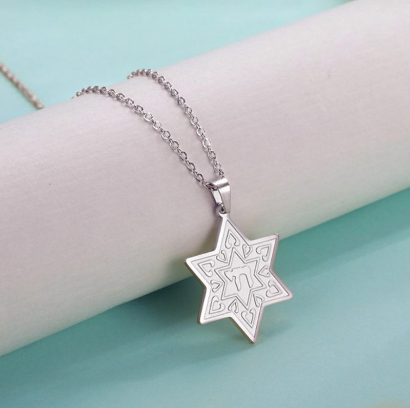Star of David Engraved Chai Necklace - Image 4